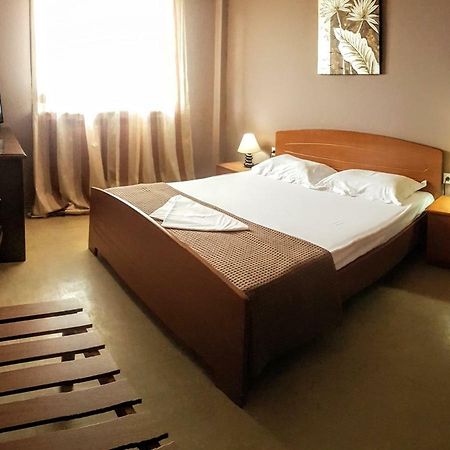 カヴァラ Haus Elenaアパートホテル エクステリア 写真